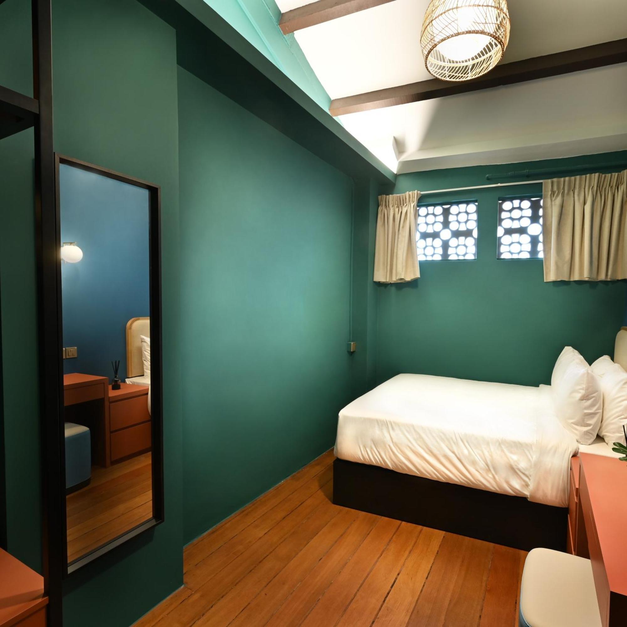 Dream Chaser Boutique Capsule Hotel Singapore Exterior photo